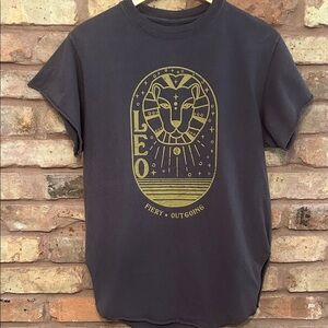 Astrological Leo Tee in Charcoal and Gold